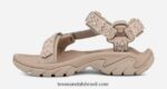 terra fi 5 universal feminino X88NTZ128 mudando camadas neutras Teva - Image 3