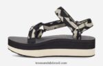 universal flatform feminino X88NTZ51 equilíbrio preto Teva - Image 3